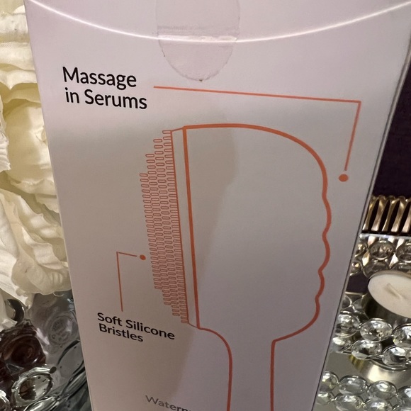 PMD Clean Smart Facial Cleansing Device - Picture 4 of 4